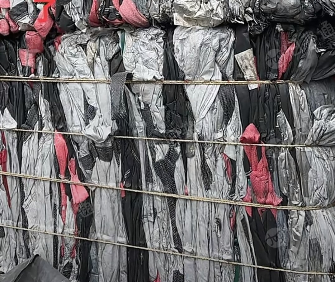 长期出售磷酸铁锂吨包废料，每月十多吨