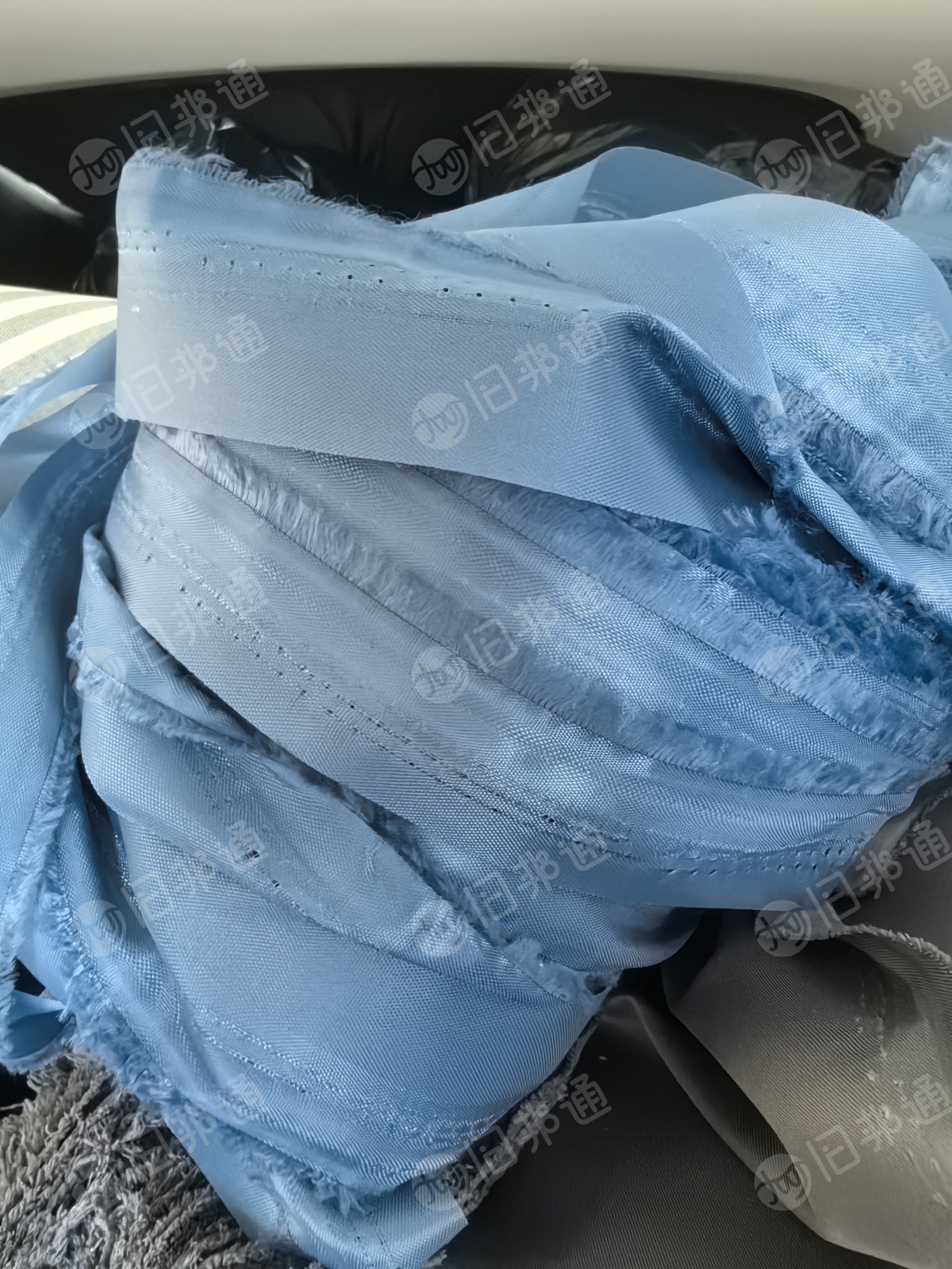 长期出售包装厂下来的涤纶废布，锦纶废布，氨纶废布，统货出，月供7吨左右