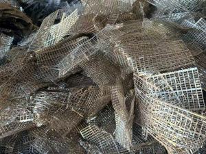 出售退铜后的铁针和退铜后的支架铁，现货几十吨