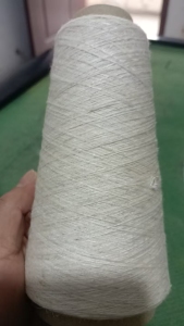 长期出售粘麻竹节纱，粘麻纱线，库存棉纱，85粘胶15麻，21支的，现货80多吨