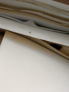 出售坐垫边角料，海绵边角料，废海绵，现货有9.6米高栏一车，货在山东泰安