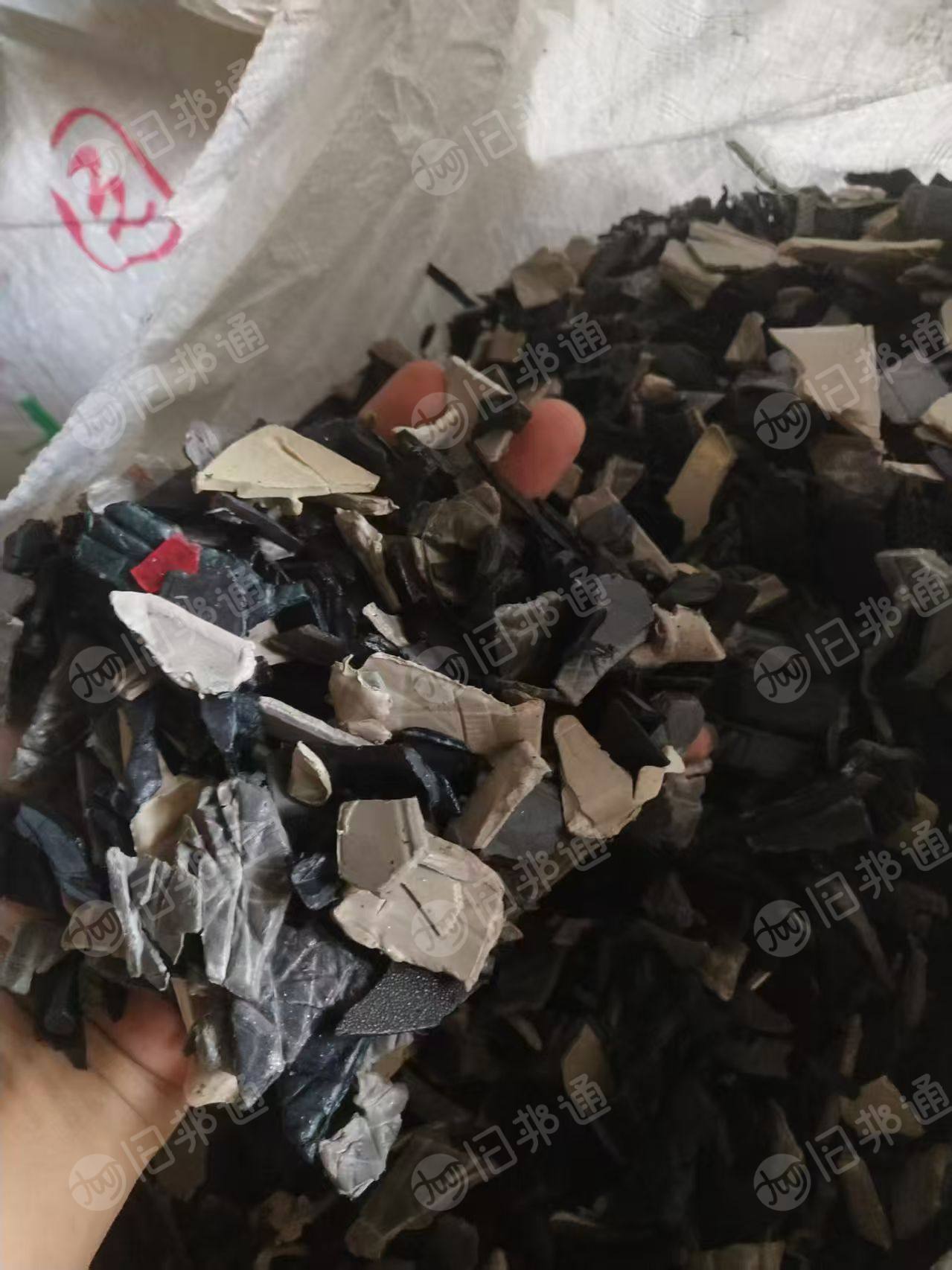 出售PP汽车内饰破碎料，水破的，月供几十吨