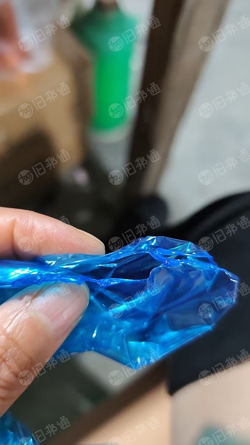 出售PET和PC产品撕下来的保护膜废料，不带胶