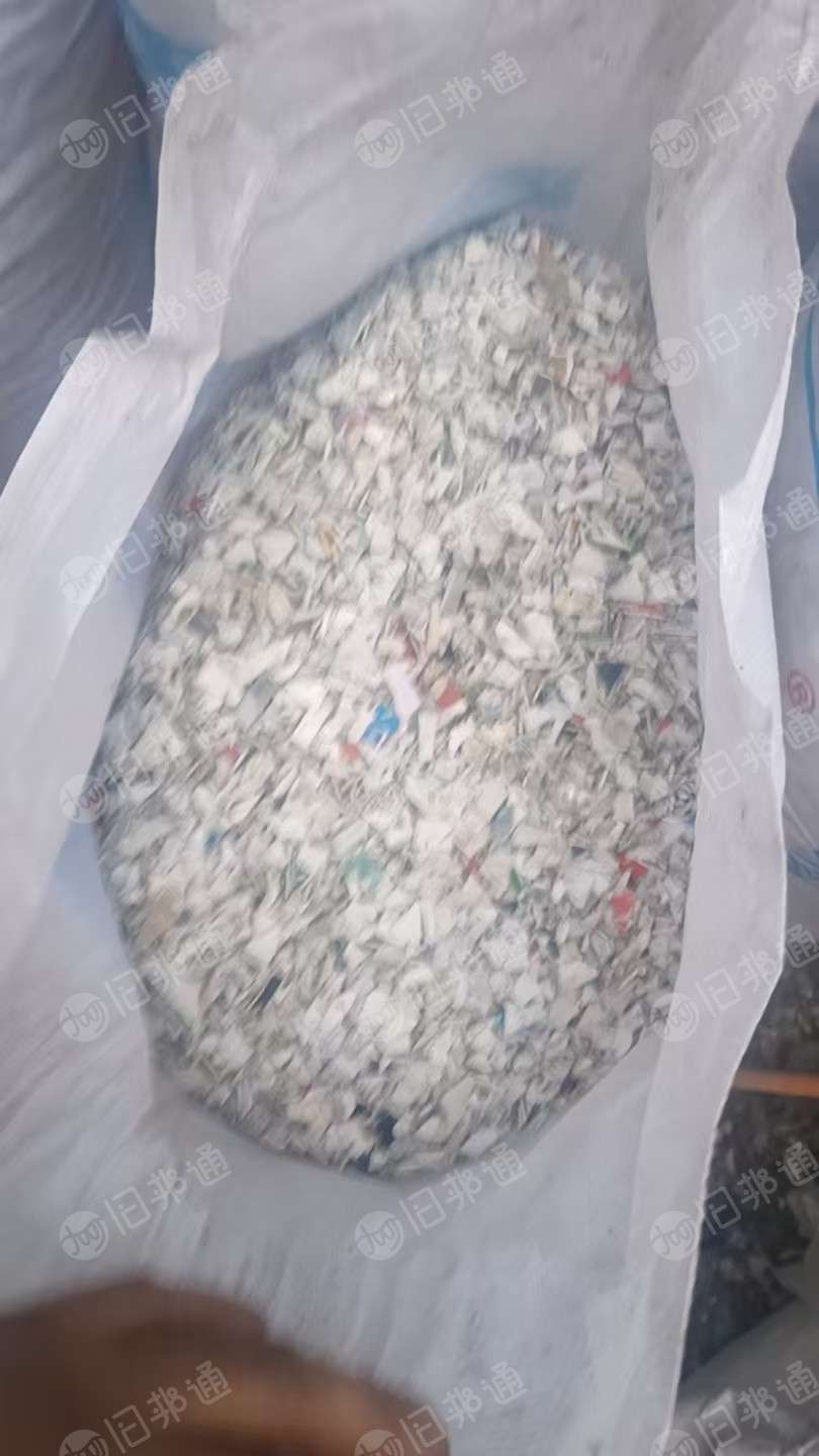 出售涂料桶破碎料，长期有货