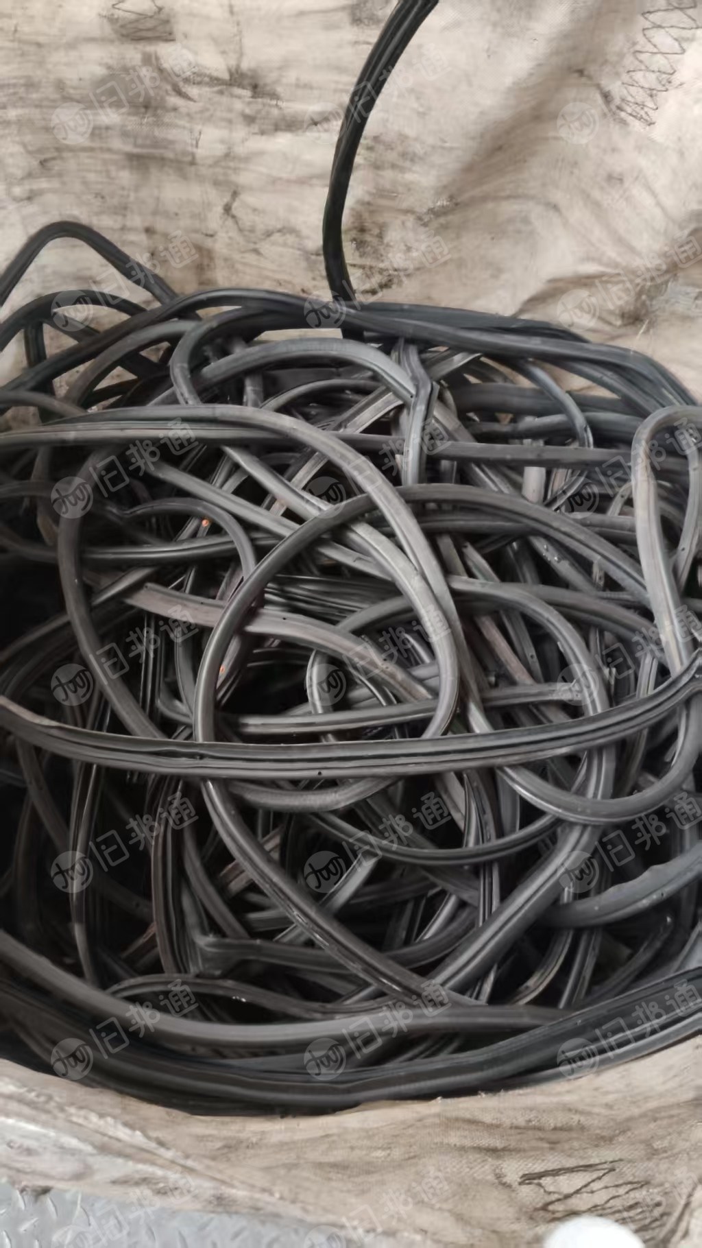 出售汽车车门的橡胶密封条