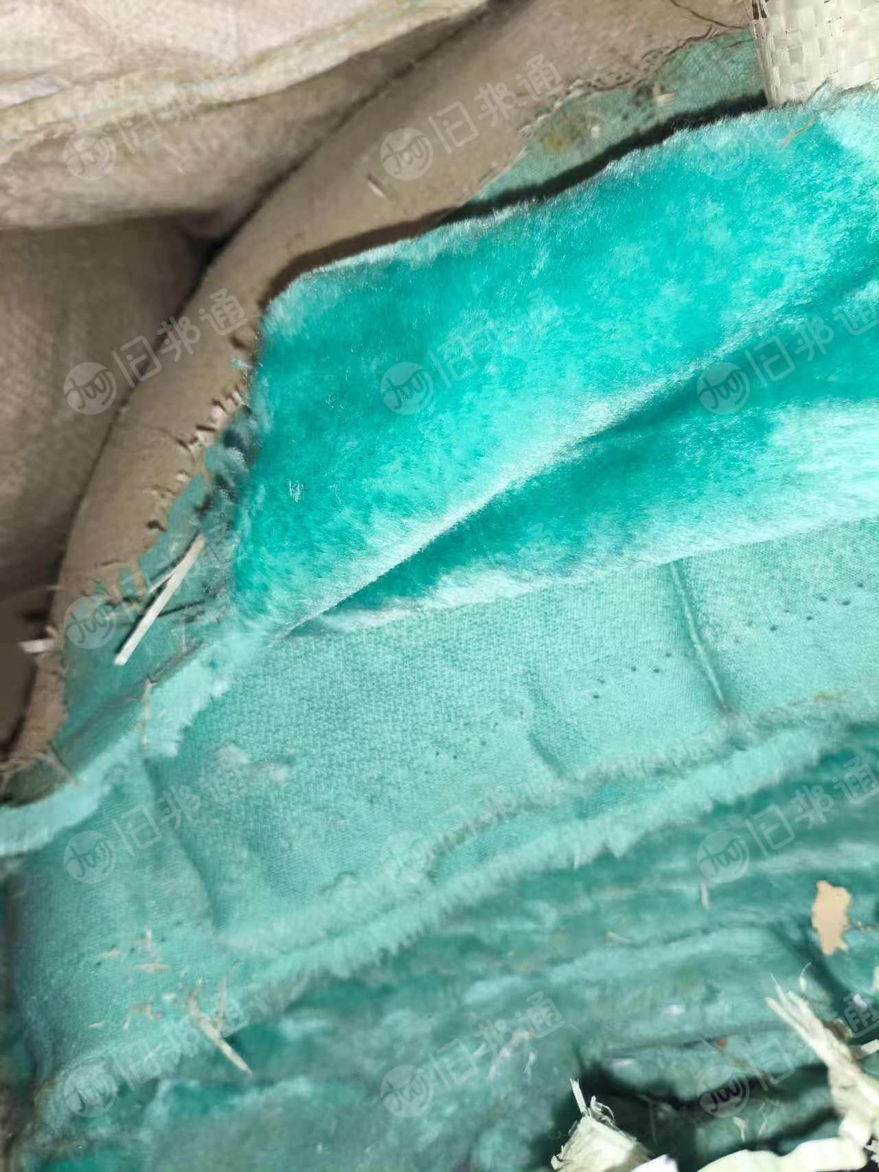 出售库存绒布，长绒棉，布料，长绒棉7吨左右，布料1吨左右 ，货在安徽合肥