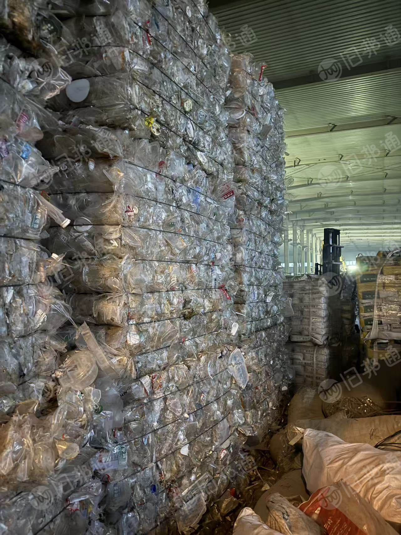 出售花丙压块，餐盒压块，pp压块毛料，月供200吨