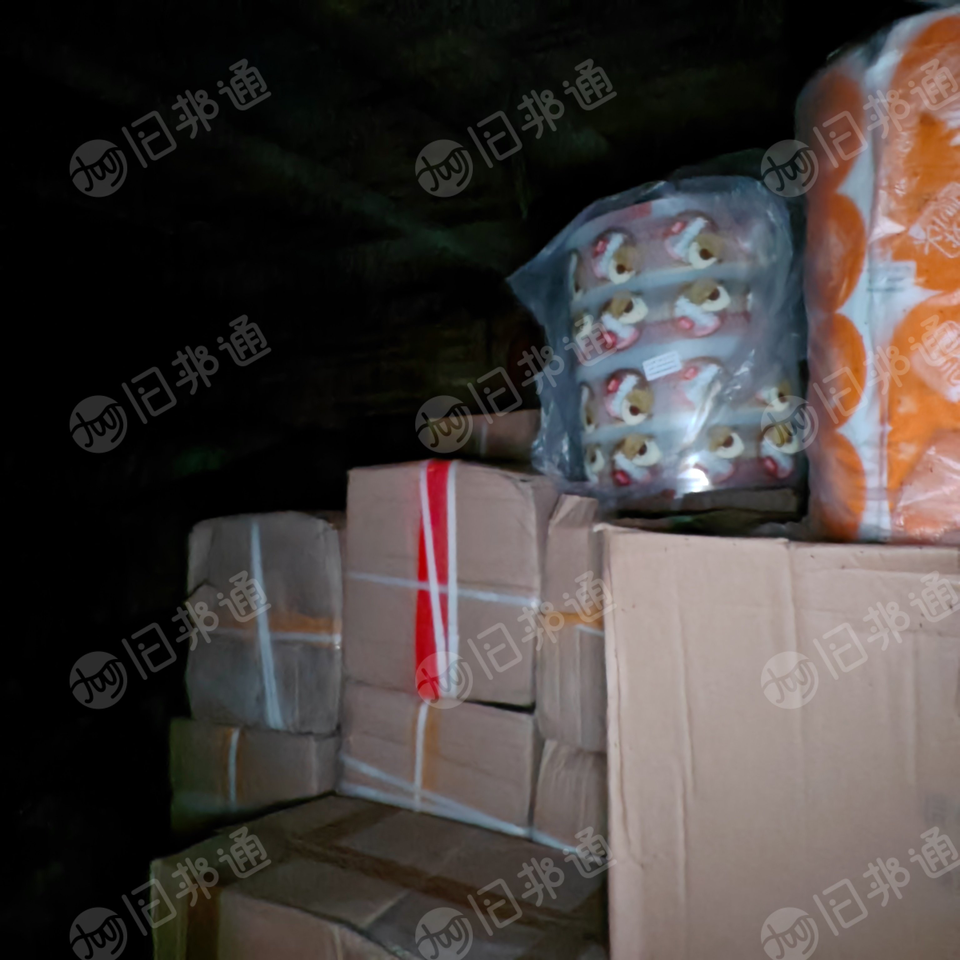 出售食品包装的复合膜，用过的有20吨，没有用过的大概有15吨左右