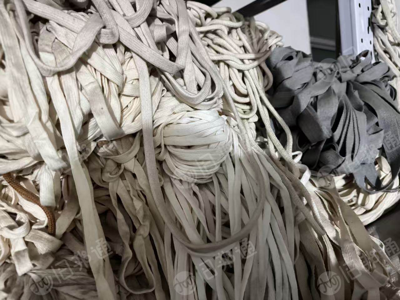 长期出售涤纶织带，废织带，打绳料，大多数都是纯涤的，现货五六吨