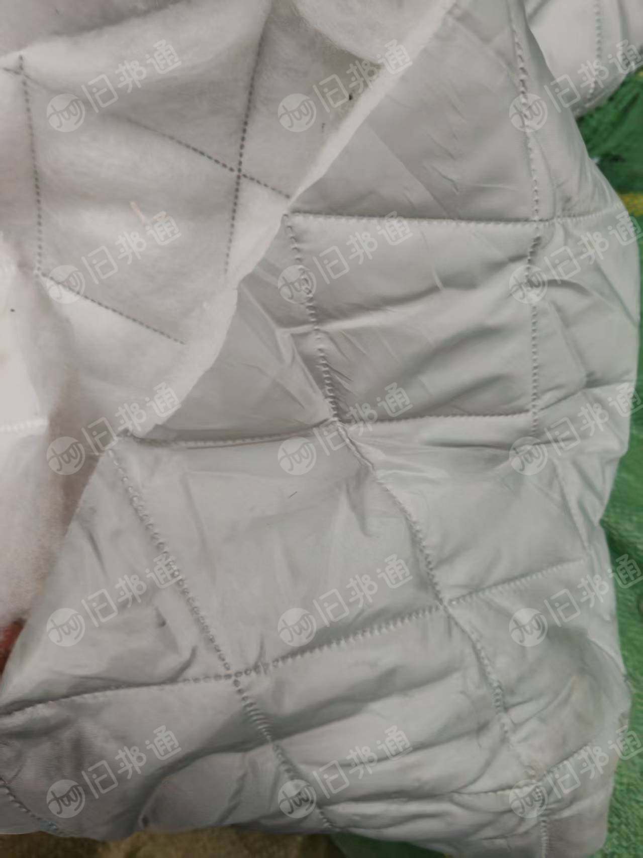 长期出售服装厂下来的丝棉下脚料，绗棉下脚料，绗棉，现货够10吨