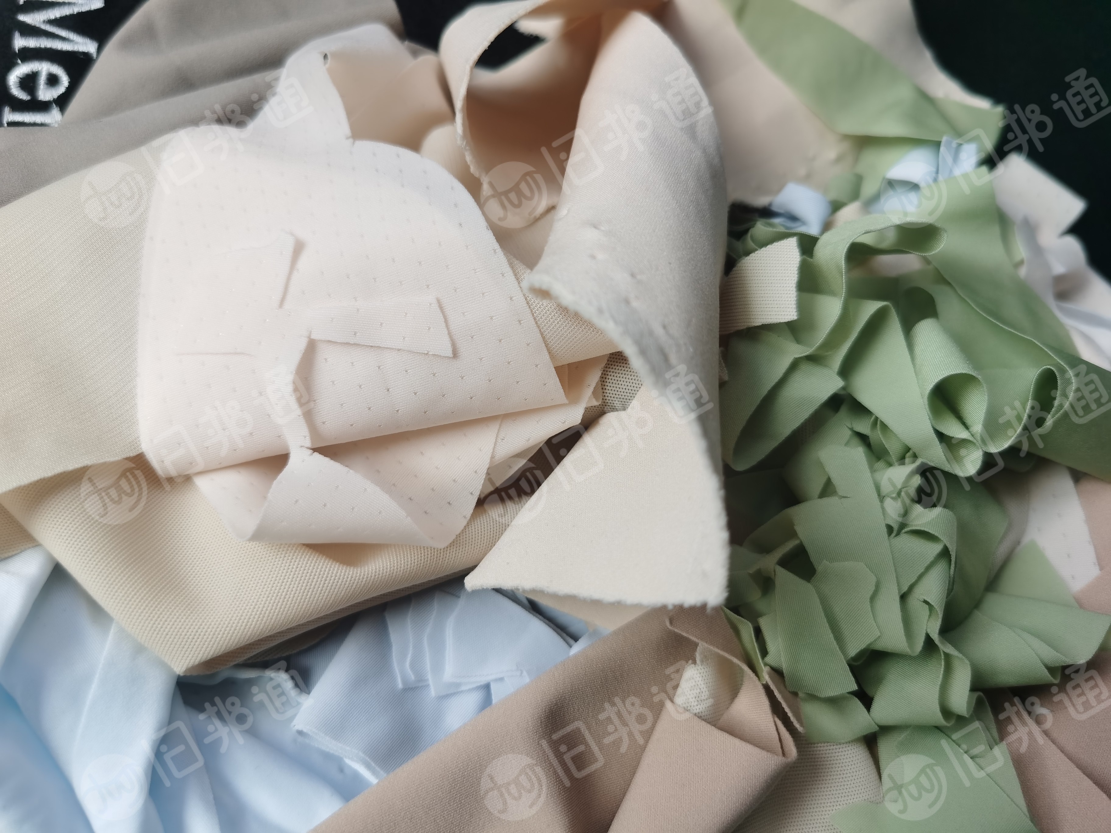 出售内衣厂下来的锦纶废布，尼龙废布，锦氨废布，统货走，现货40吨