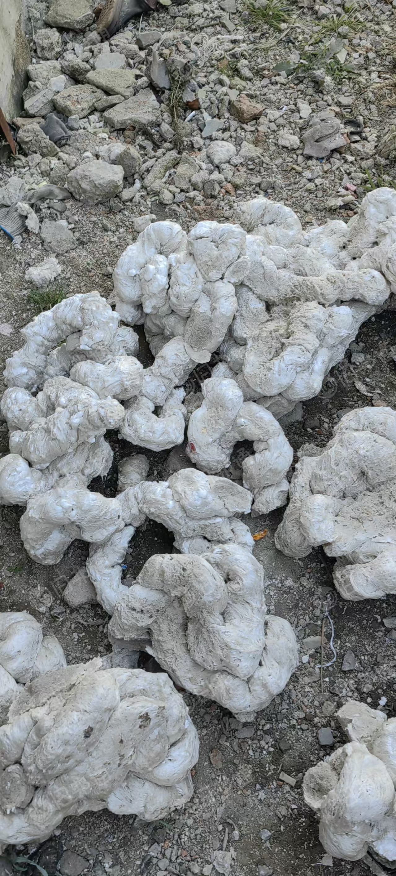 出售热熔块，社会料，现货7.4吨