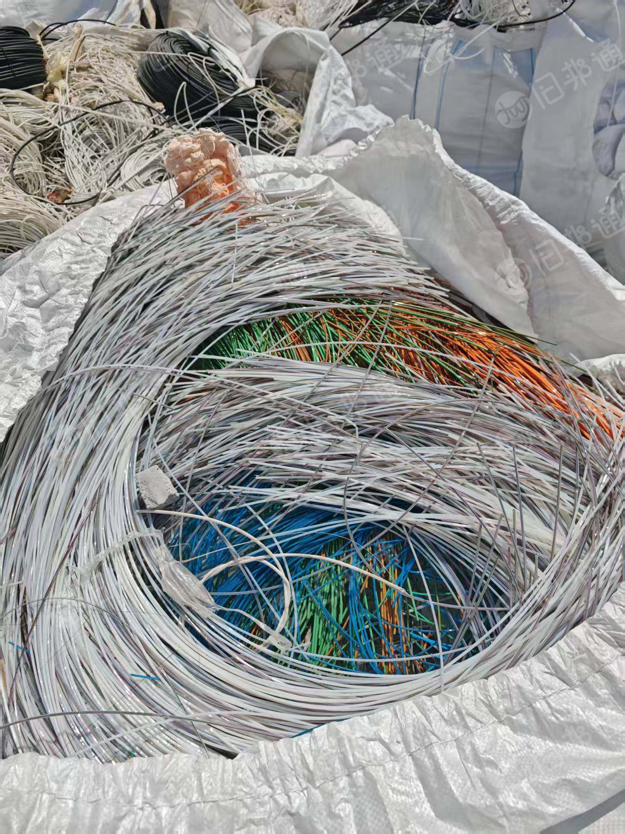 出售光纤厂下来的尾料，现货10吨左右