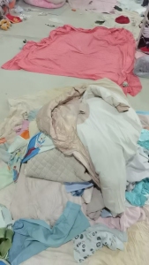 长期出售旧衣服分拣货，大白，二白，二白现货有十几吨，在河北保定