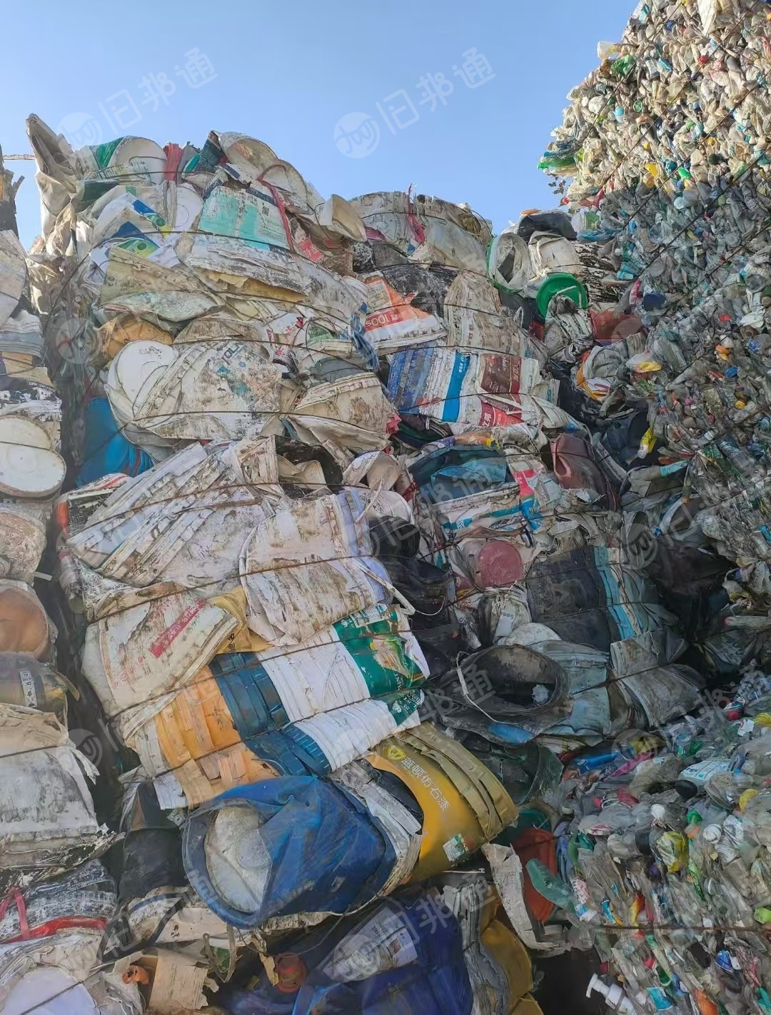 长期出售pp涂料桶压块，pp花桶压块，现货10多吨左右