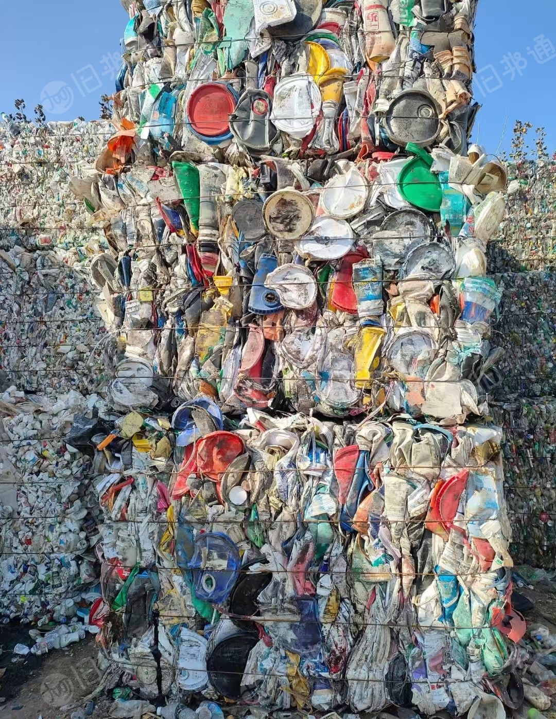 长期出售pp涂料桶压块，pp花桶压块，现货10多吨左右