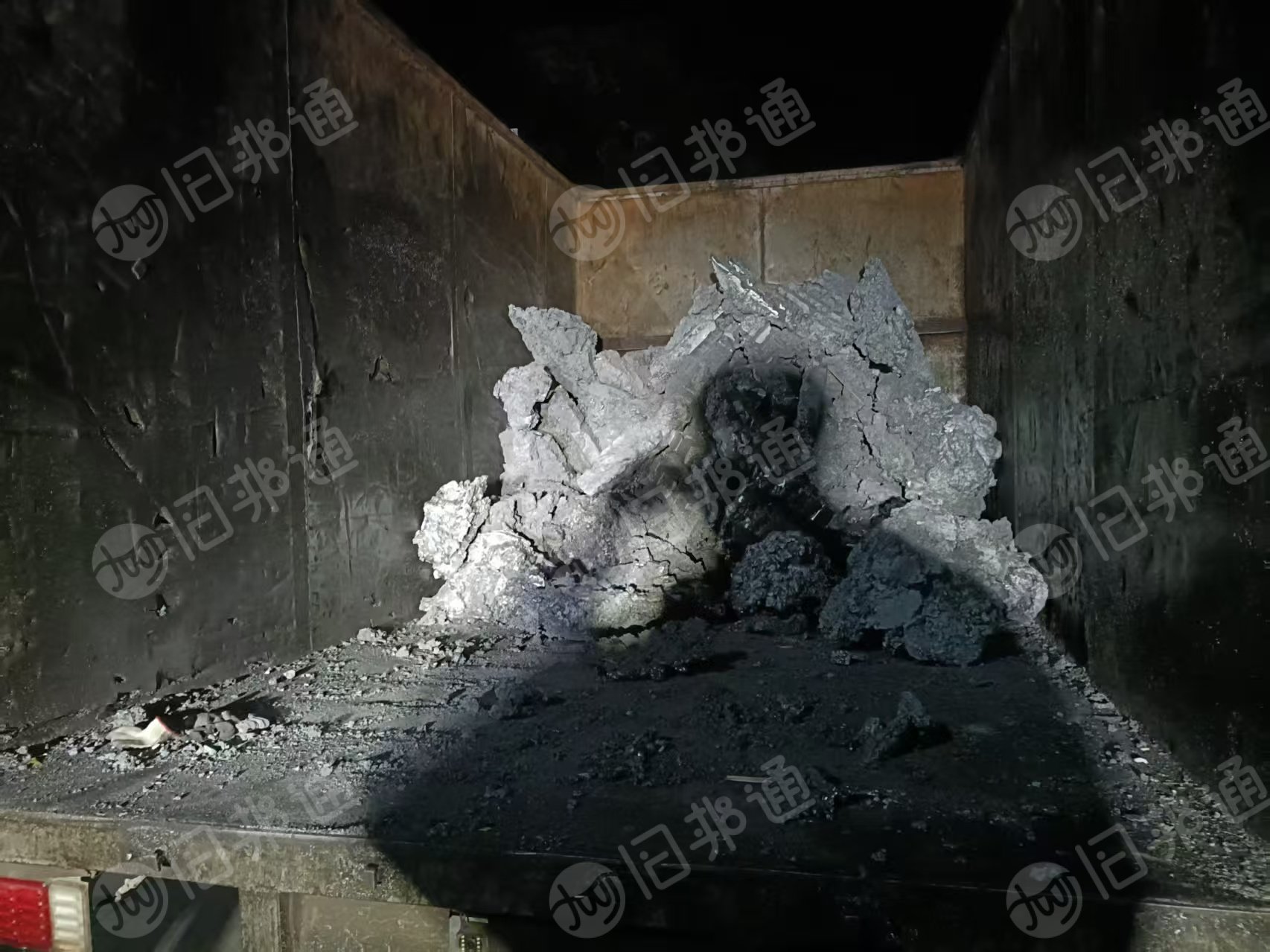 出售铝渣，铝炉渣，现货六七吨