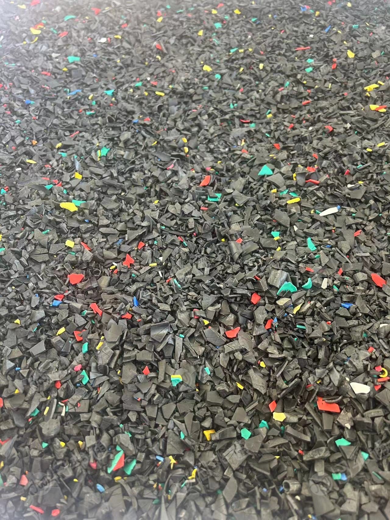 长期出售高密度PVC电缆皮破碎料