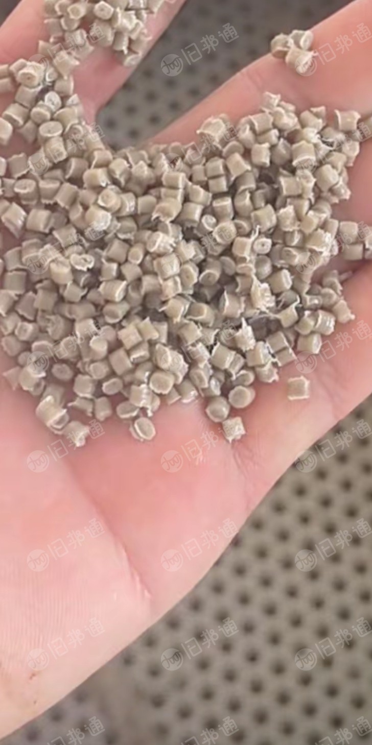 出售PE颗粒二级料，过100目，现货100吨，可以用来做管道