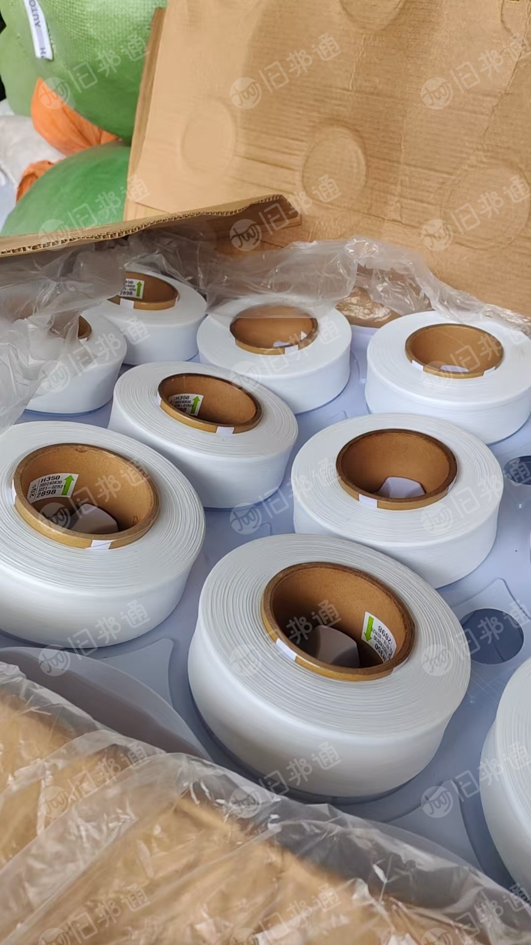 长期出售氨纶废丝，氨纶丝，氨纶干丝，现货有30吨，货在广东汕头