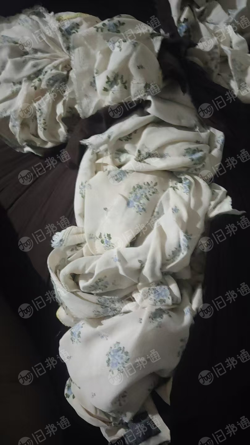 长期出售纯棉，涤棉，天丝棉废布，货在江苏苏州
