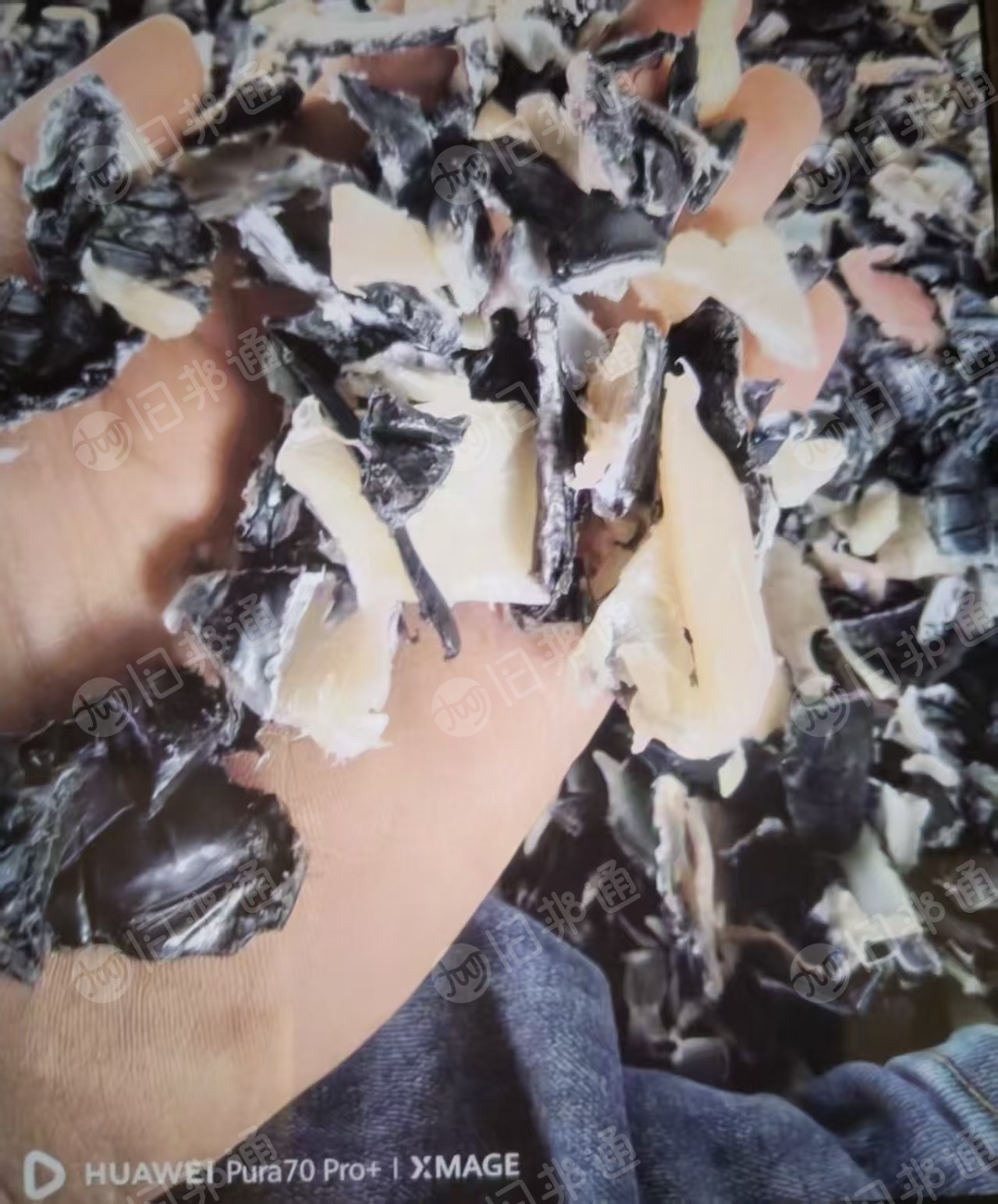 长期出售HDPE油箱破碎料，现货10多吨，清洗甩干