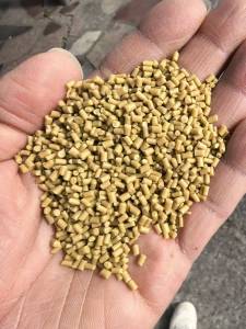 出售pp颗粒，红黄蓝绿四色颗粒，溶脂：16-20，冲击7-8，密度：0.925