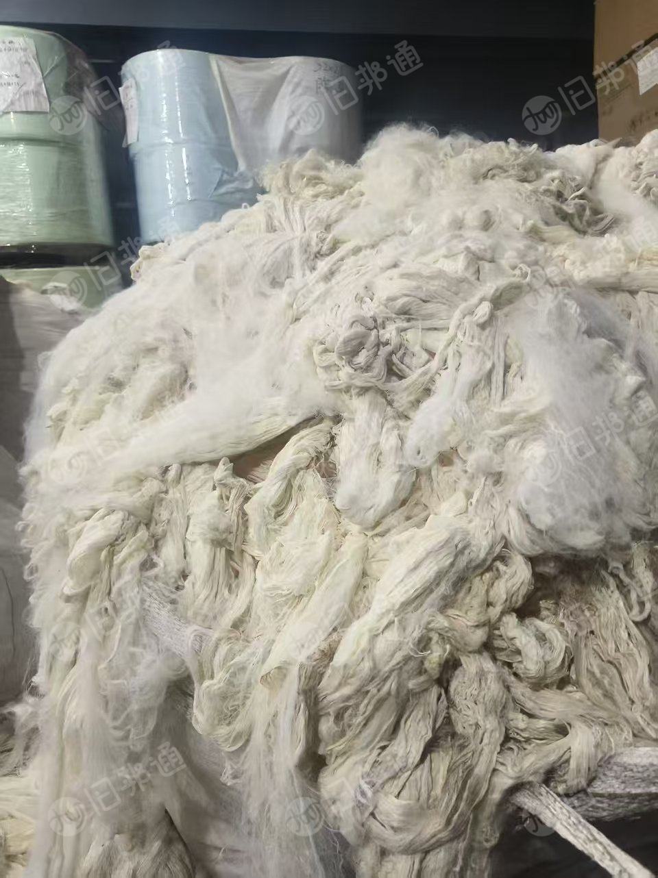 出售腈纶原丝,腈纶丝,晴纶丝,腈纶废丝现货13米一车,货在江苏无锡