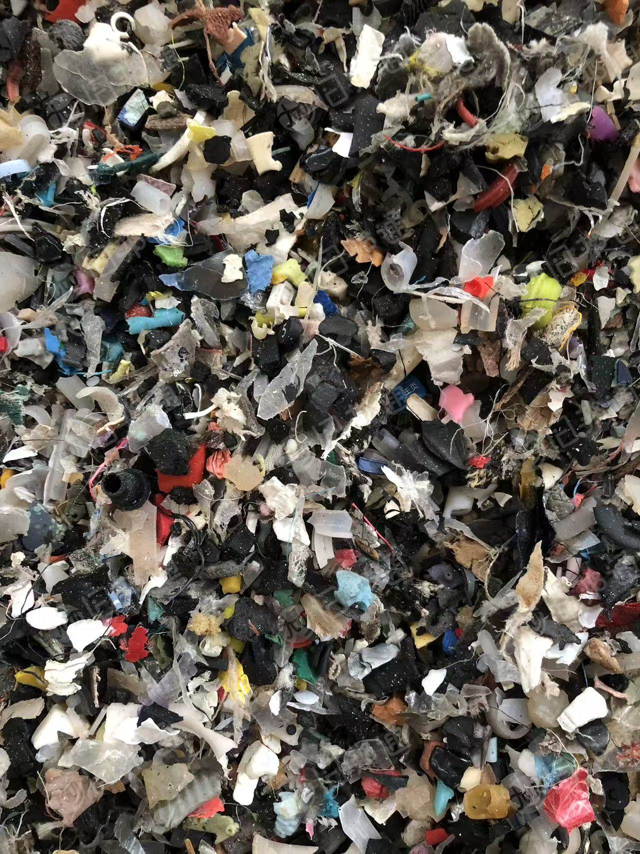 出售硅胶 橡胶 塑料混合破碎料