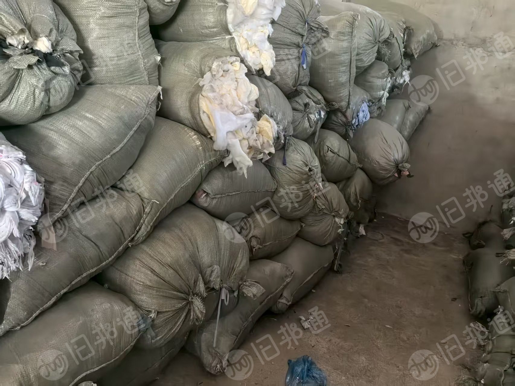 长期出售做婴儿服下来的纯棉废布，纯棉边角料，纯棉针织废布，现货9.6米一车