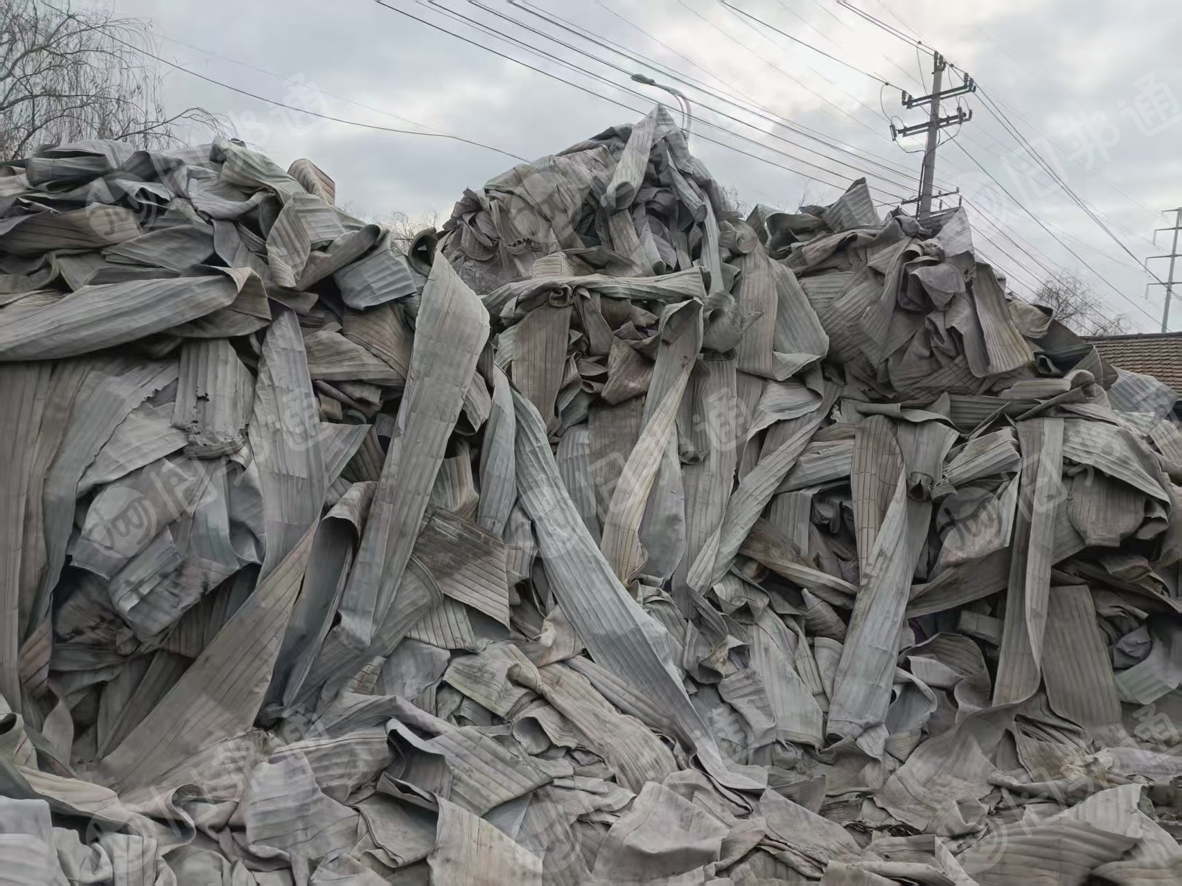 长期出售锂电厂下来的除尘袋，除尘布袋，现货百来吨