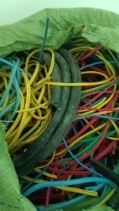 出售PVC电线皮废料，各种颜色都有