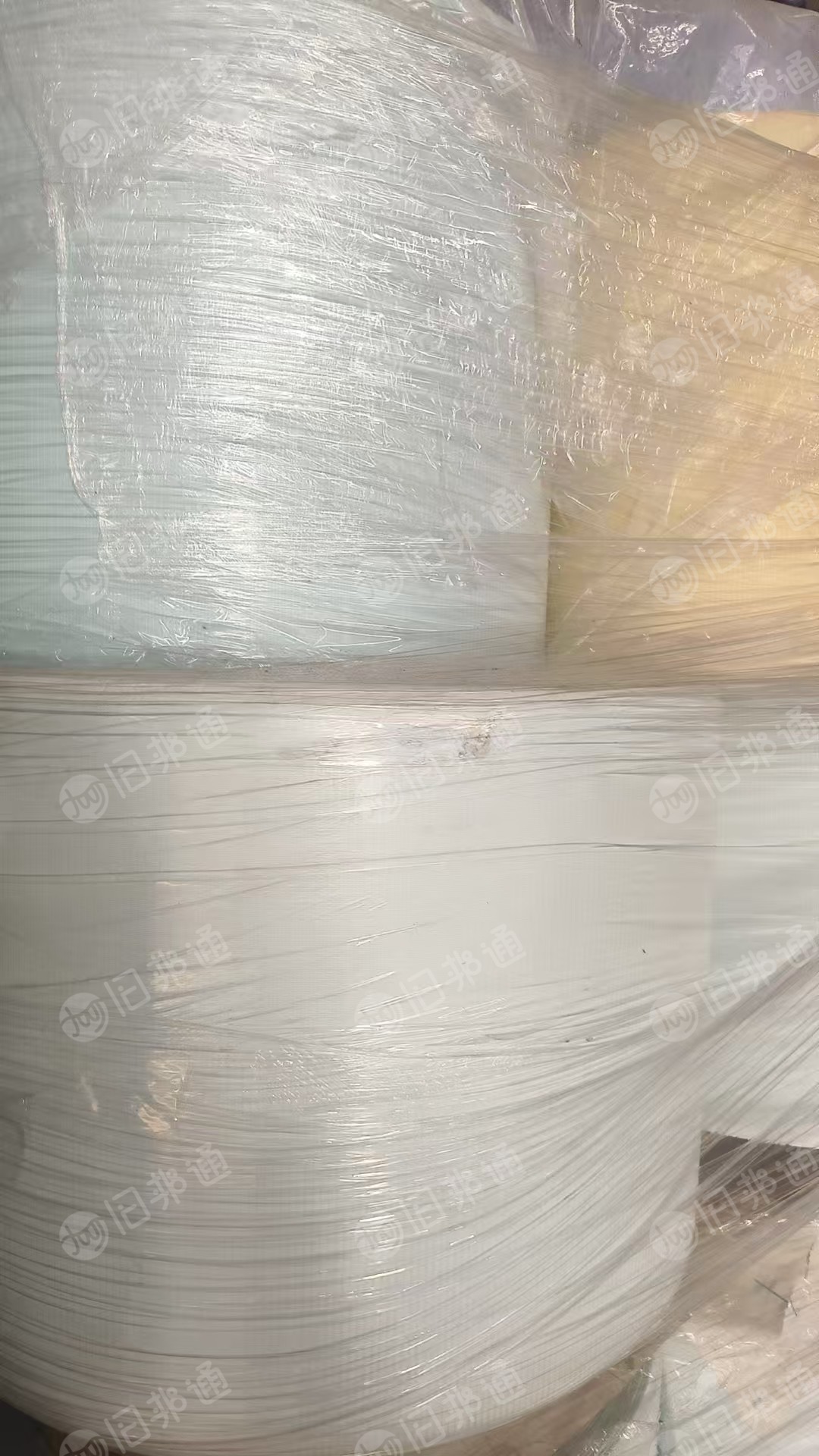 出售卫生用品纸卷材，无纺卷材，现货有13米两车，货在江苏无锡