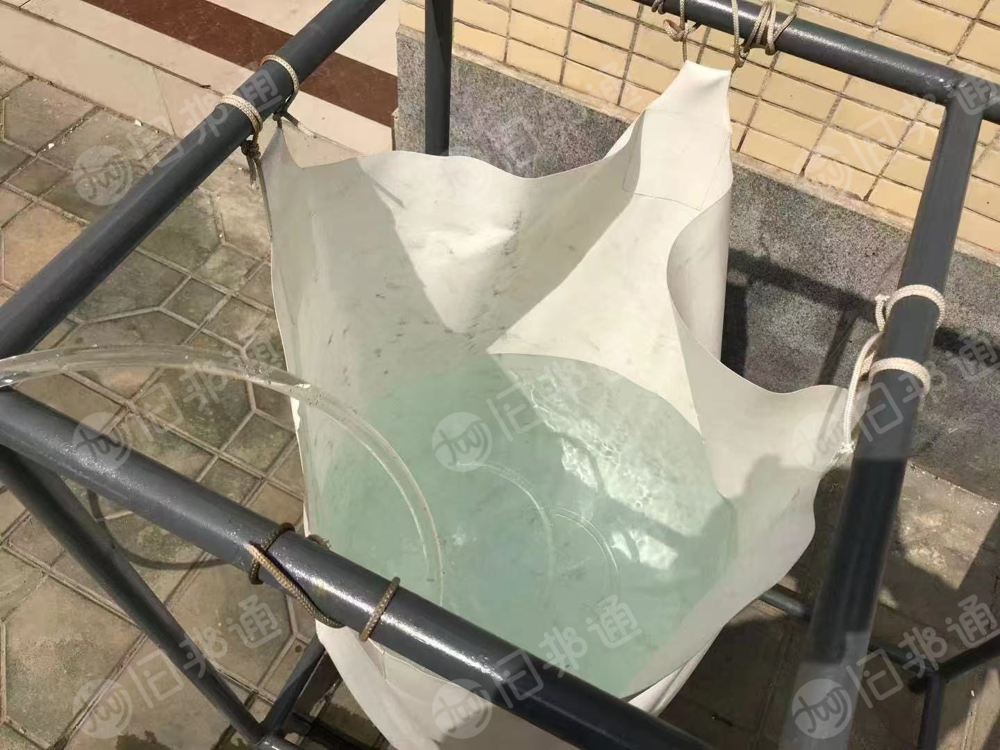 出售废旧PVC夹网布防水循环吨袋，现货40吨