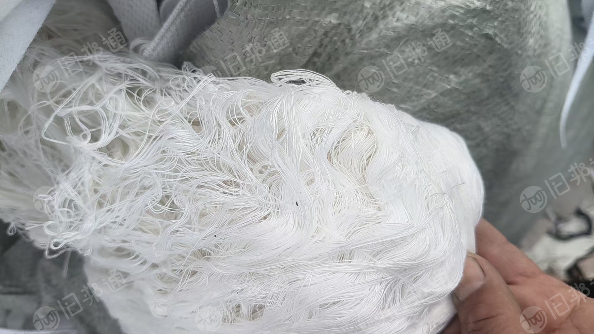 长期大量出售涤纶线鞋底料织带，鞋厂下来的，每个月大几十吨，货在浙江温州