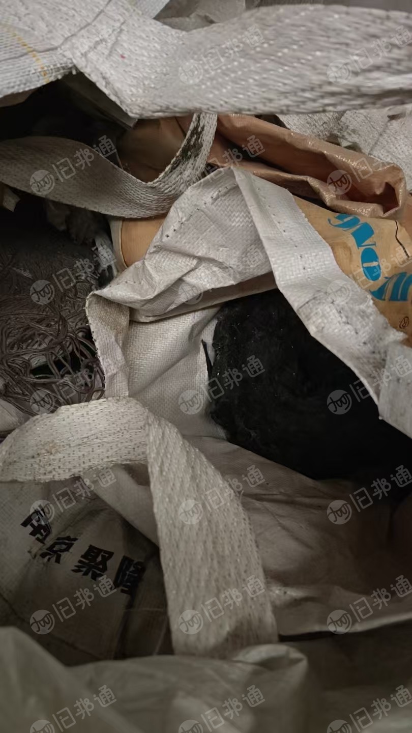 出售pp、pe机头料，用料炼油的，现货9.6一车