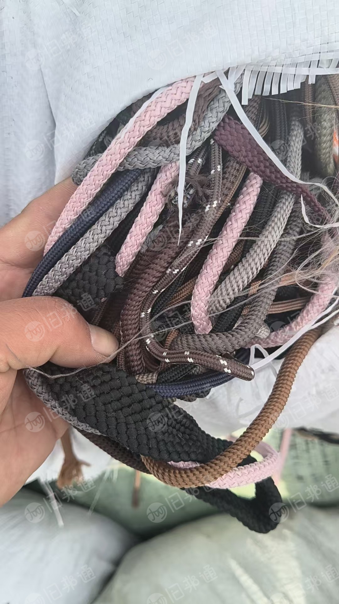 长期大量出售涤纶线跟鞋带，鞋厂下来的，每个月大几十吨