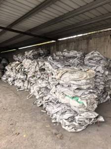 出售钢铁厂下来的废旧吨包，纯白吨包，现货30吨