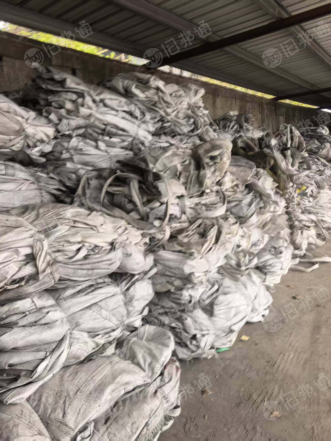 出售钢铁厂下来的废旧吨包，纯白吨包，现货30吨