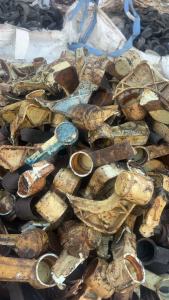 出售增强尼龙废塑料，尼龙毛料，现货50吨