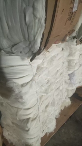 长期出售纯棉纱布，废纱布，纱布，现货3吨多