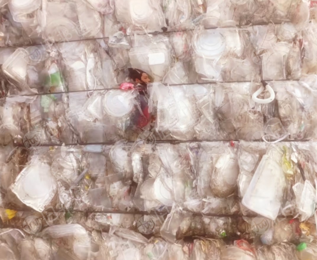 长期出售餐盒压块，现货一挂车