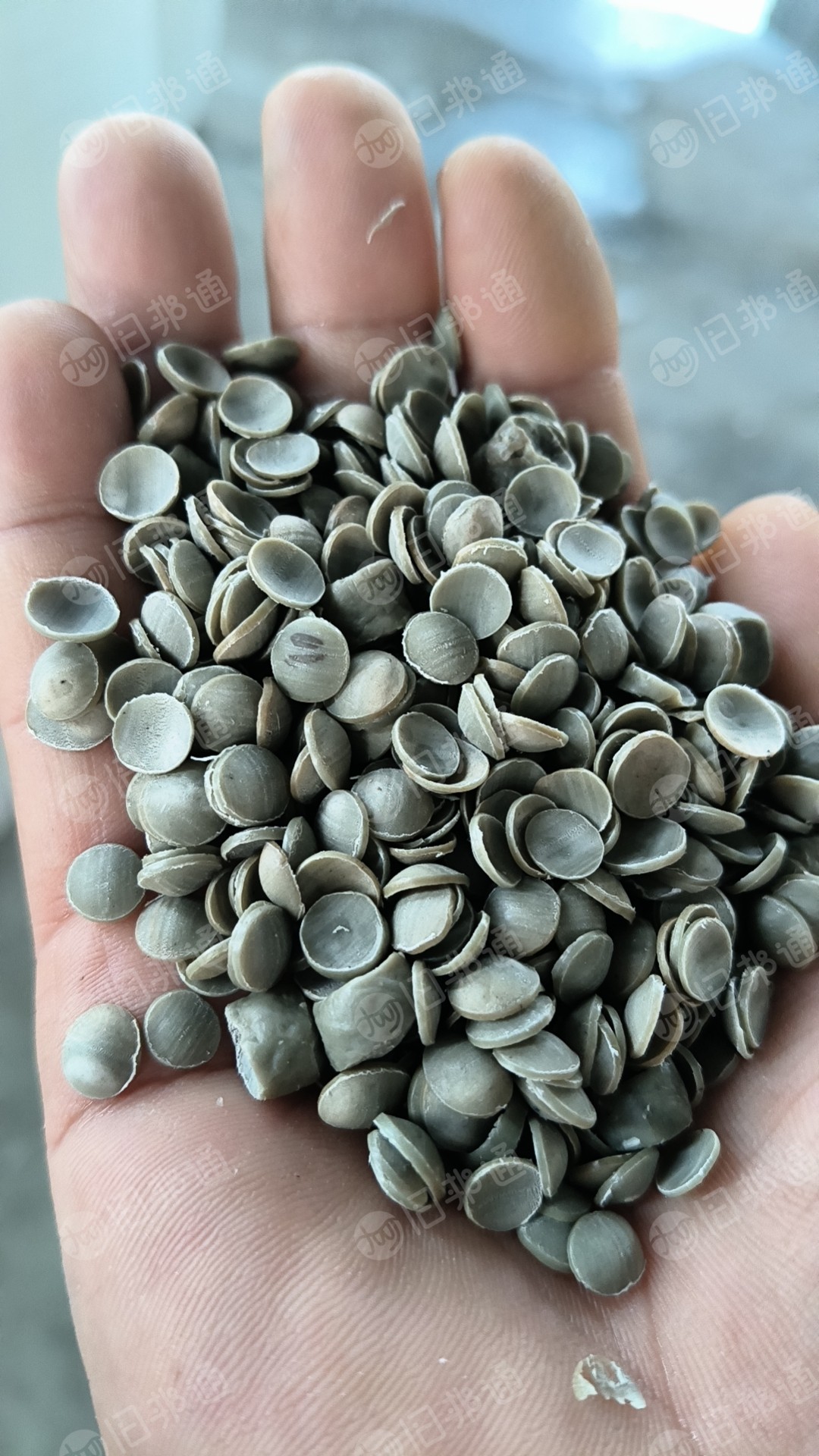 出售PE电池膜颗粒