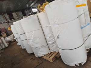 出售卷筒的cck双硅纸，日本货，115克，幅宽158cm