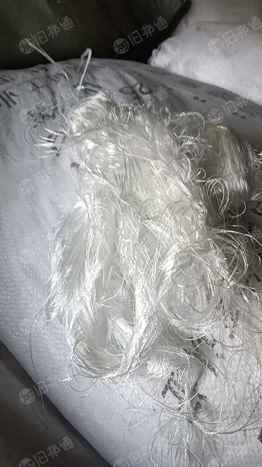 长期出售涤纶工业丝，涤纶废丝，现货20吨，货在广东汕头