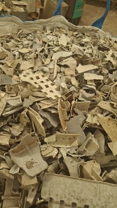 长期大量求购PP大片料，用来加工破碎的