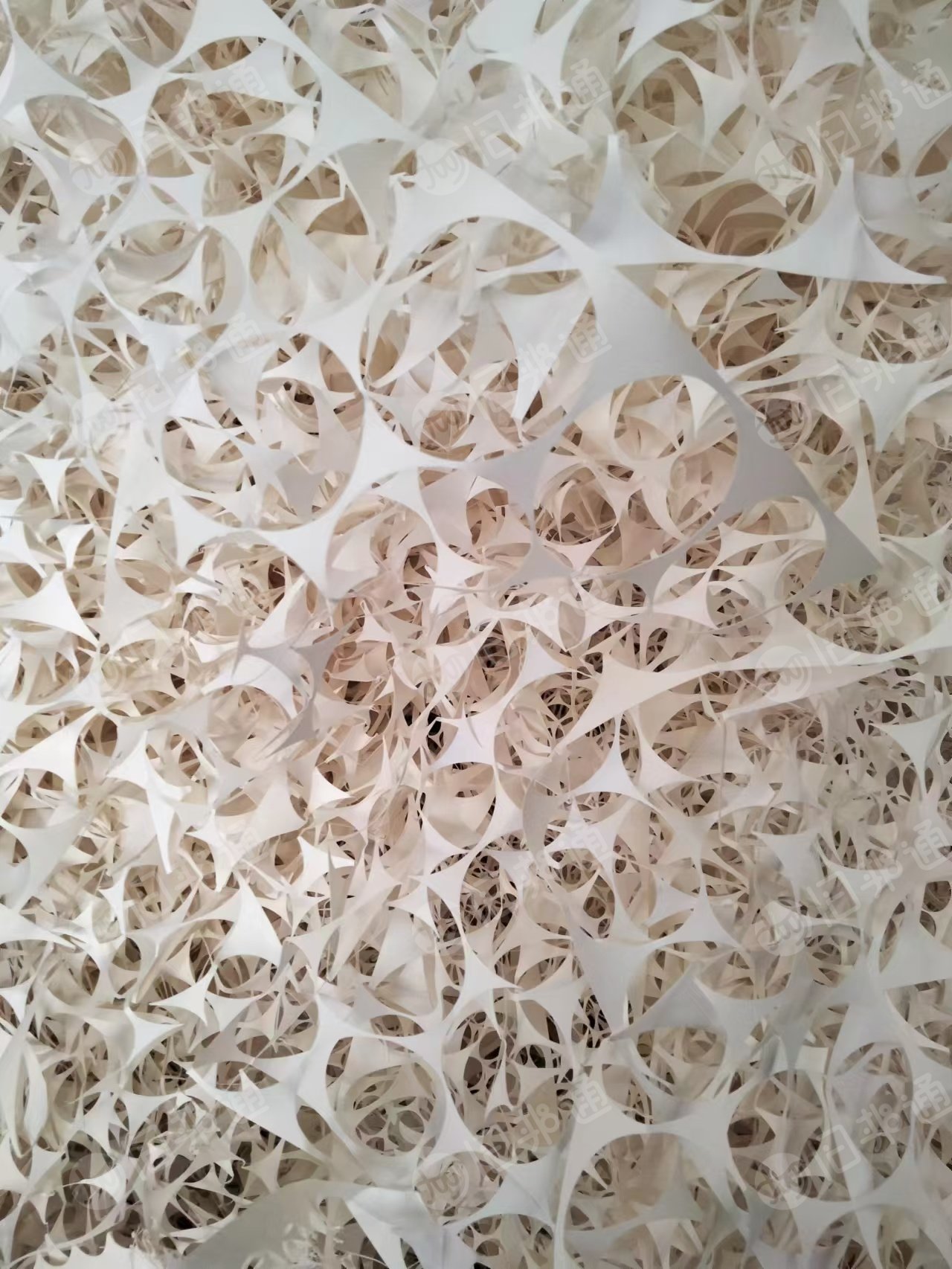 长期出售白色瓶盖纸边角料