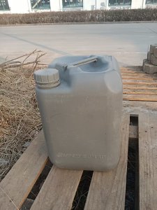 出售装涂覆液下来的塑料桶