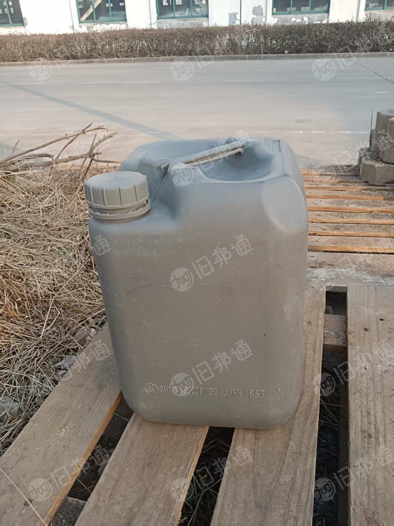 出售装涂覆液下来的塑料桶