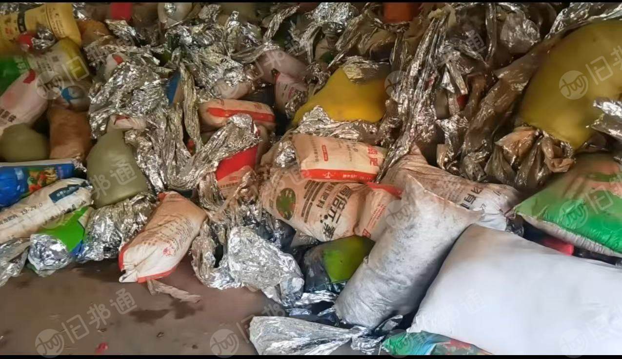 大量出售苹果反光膜废料，未压包